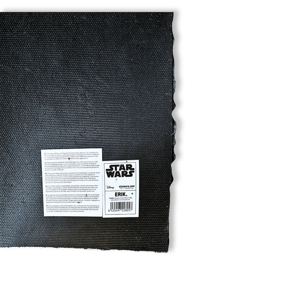 Felpudo oficial Star Wars Darth Vader Dark Side detalle etiqueta trasera con código de barras EAN 8435497228057
