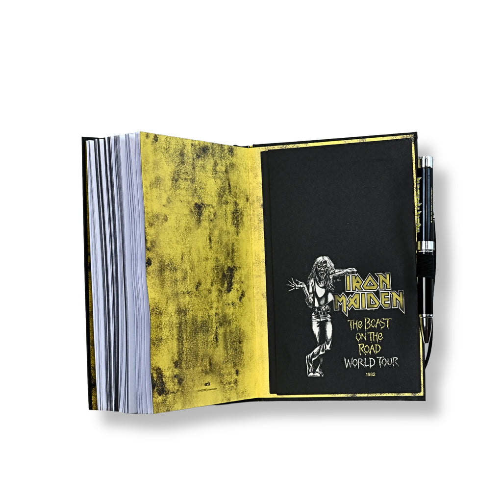 Interior portada libreta premium Iron Maiden The Beast on the Road con diseño amarillo y negro