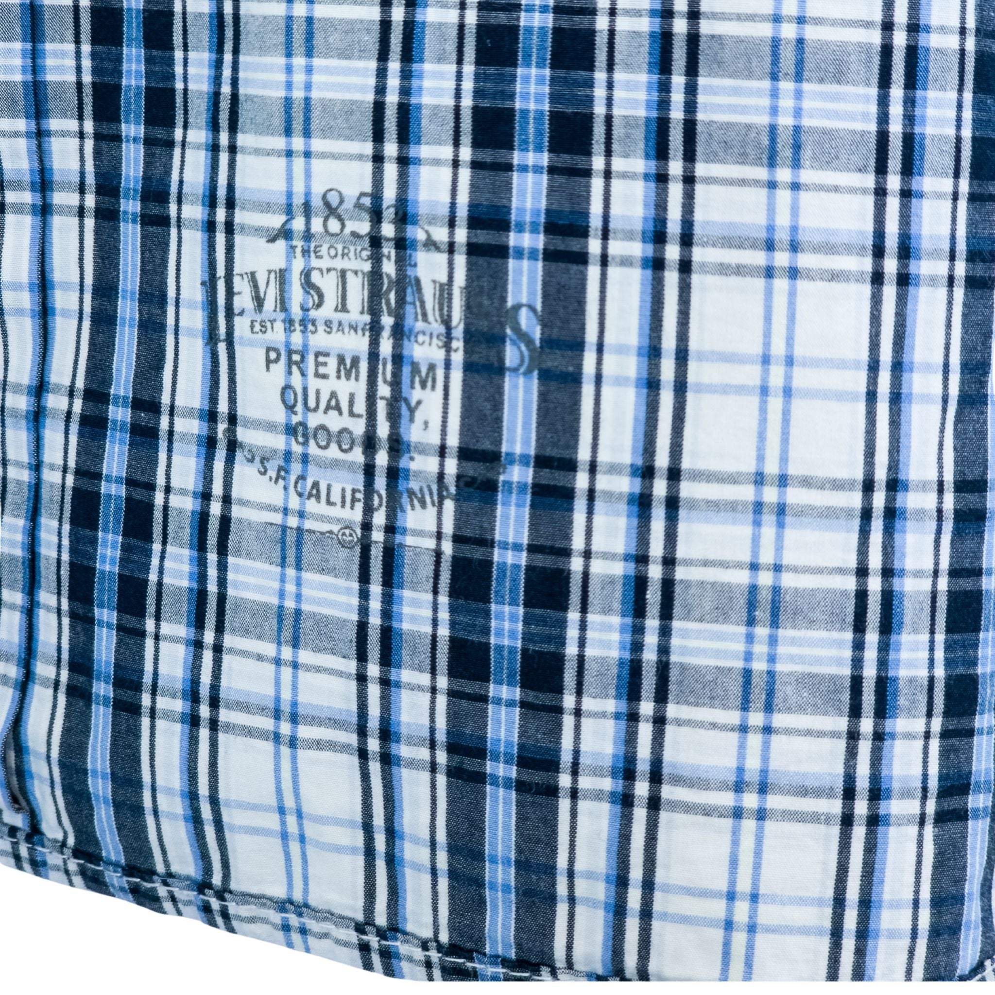 Logo serigrafiado Levi's Premium Quality Goods camisa vintage
